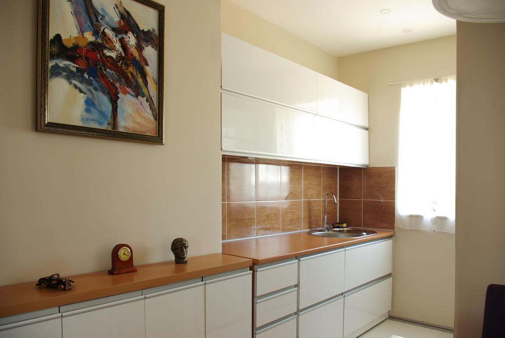 Square Studio Apartment Ниш Экстерьер фото