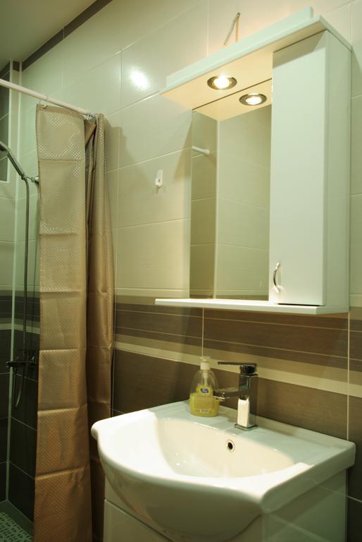 Square Studio Apartment Ниш Экстерьер фото